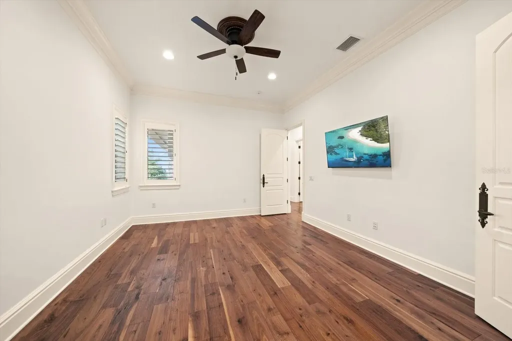 118 Harbor View Lane Belleair Bluffs FL 33770