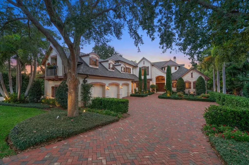 118 Harbor View Lane Belleair Bluffs FL 33770