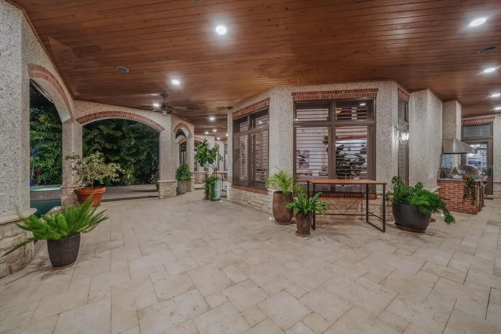 118 Harbor View Lane Belleair Bluffs FL 33770