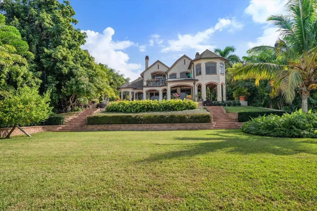 118 Harbor View Lane Belleair Bluffs FL 33770