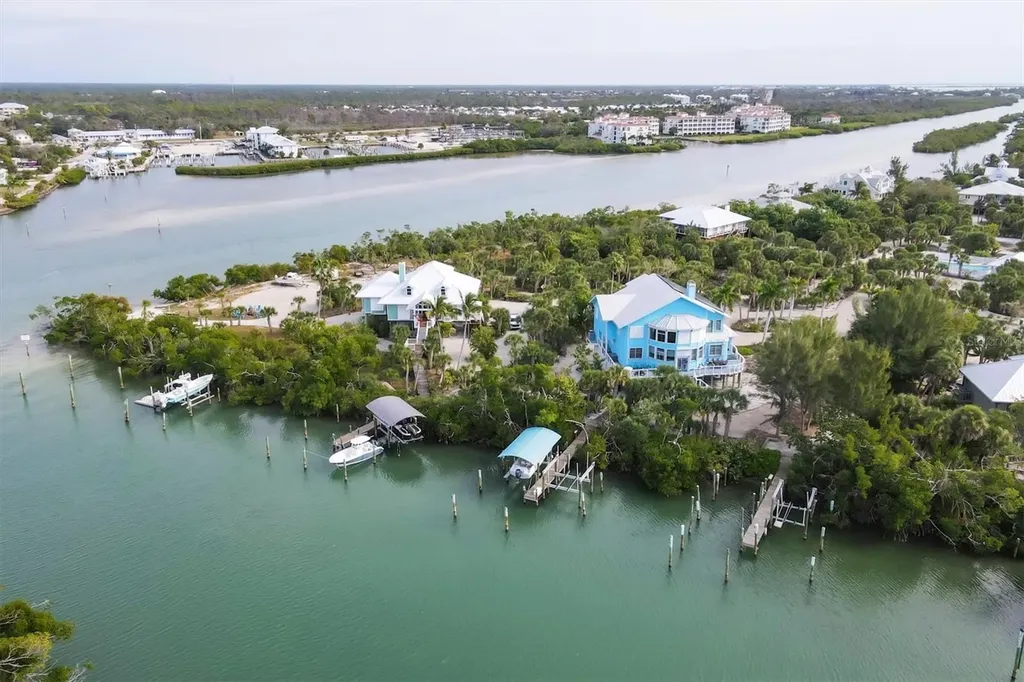 6 Point Way Placida FL 33946