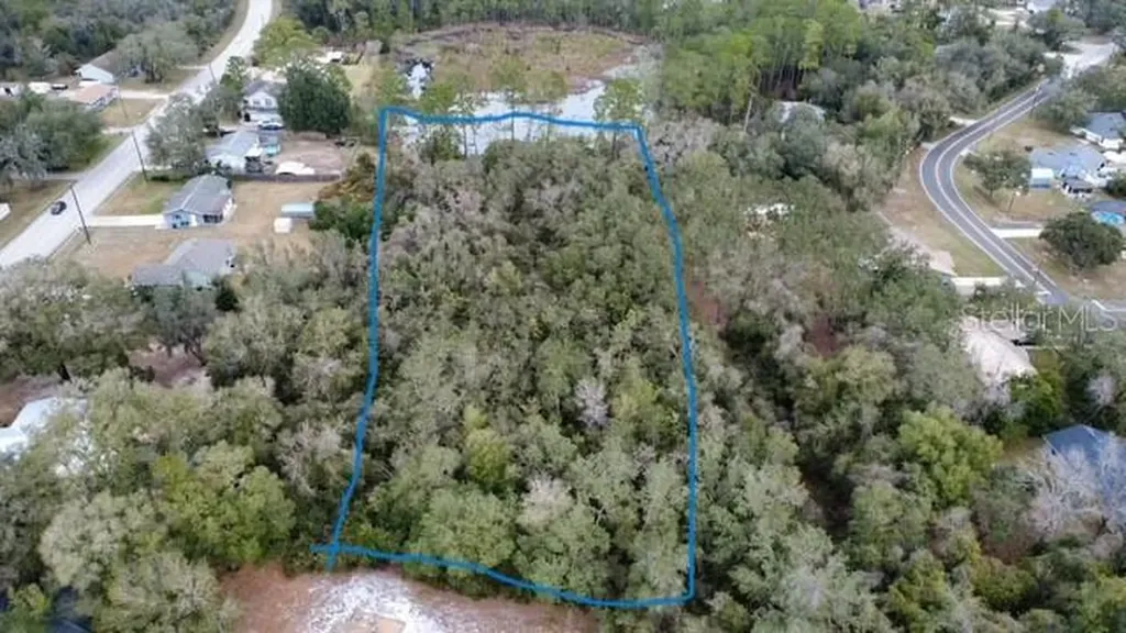 Periwinkle Drive Deland FL 32724