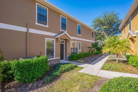 16431 Kingletridge Avenue Lithia FL 33547