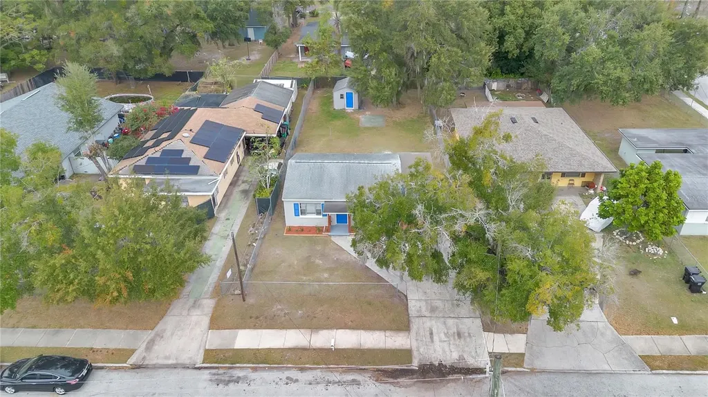 911 Indiana Street Orlando FL 32805