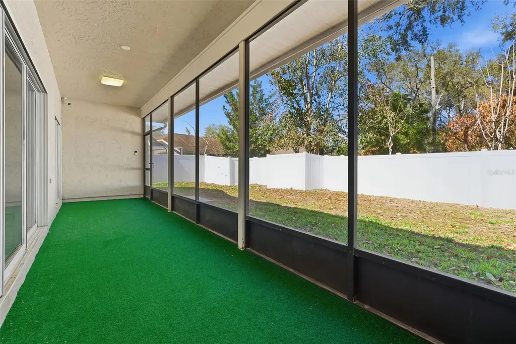 905 Clearcreek Drive Tampa FL 33613