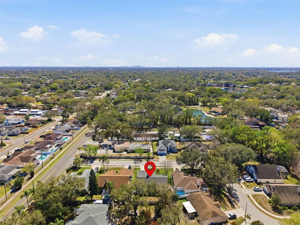 905 Clearcreek Drive Tampa FL 33613