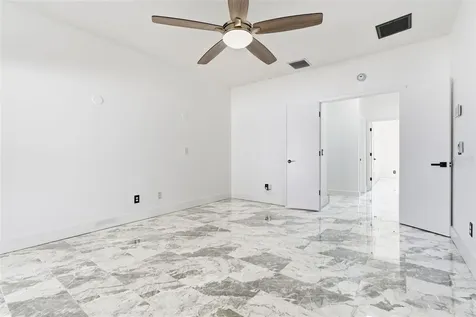 905 Clearcreek Drive Tampa FL 33613