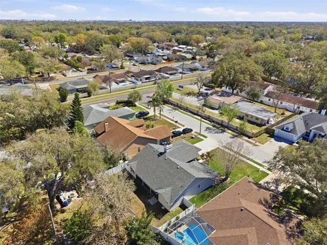 905 Clearcreek Drive Tampa FL 33613