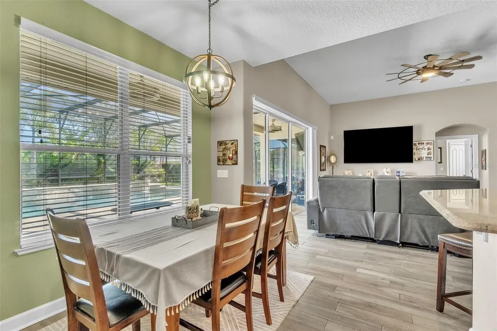 9957 Oak Quarry Drive Orlando FL 32832