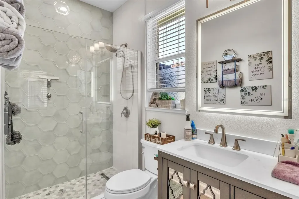 9957 Oak Quarry Drive Orlando FL 32832