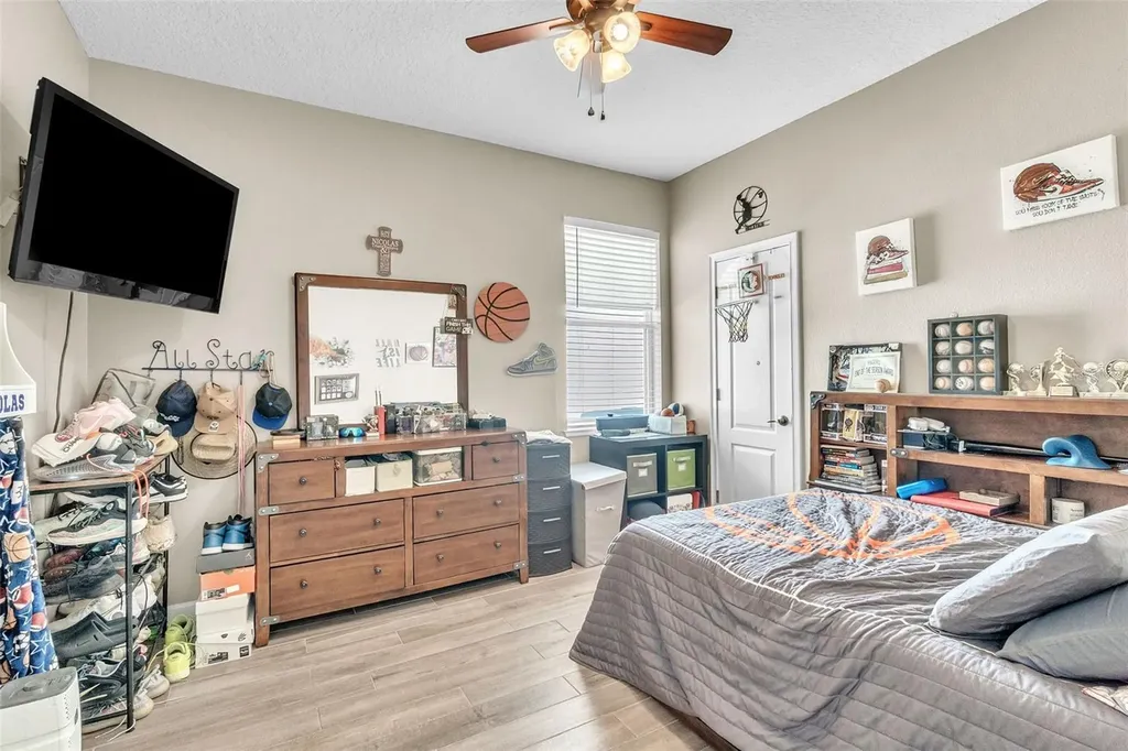 9957 Oak Quarry Drive Orlando FL 32832