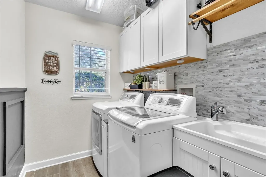9957 Oak Quarry Drive Orlando FL 32832
