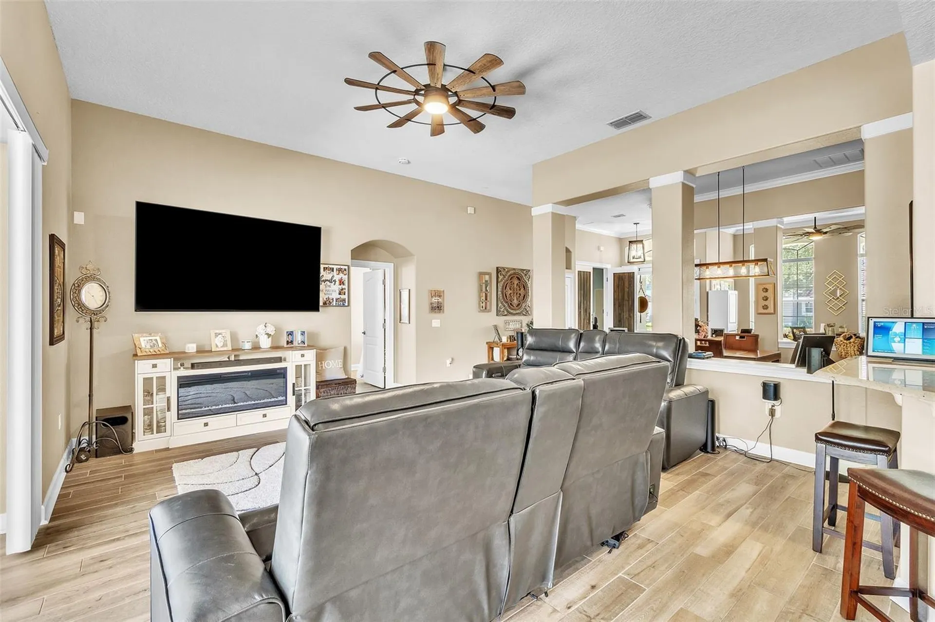 9957 Oak Quarry Drive Orlando FL 32832