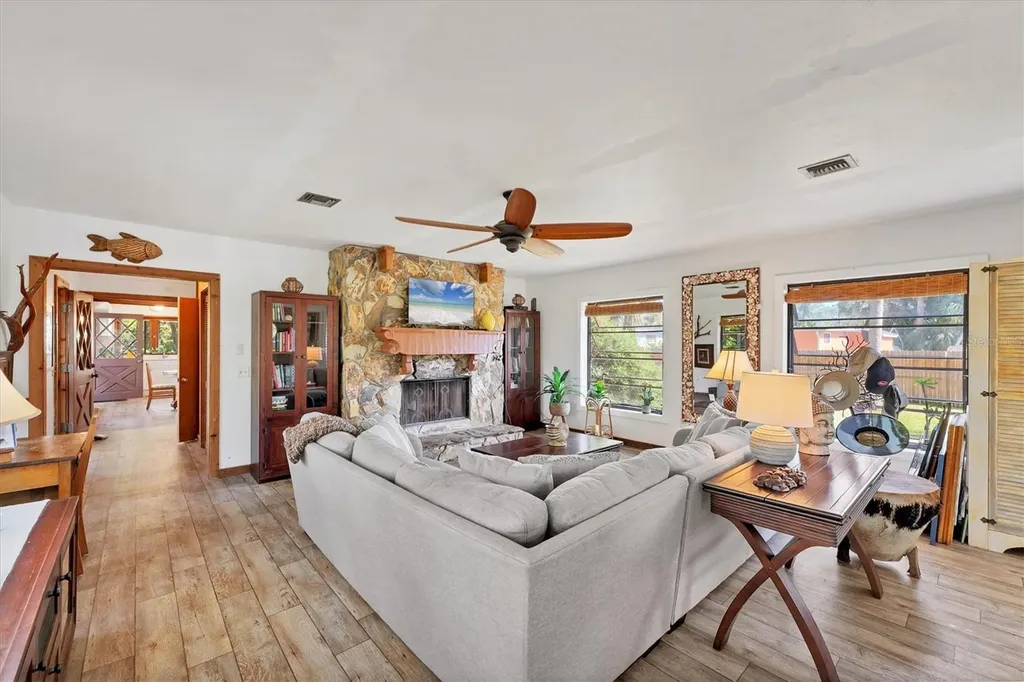 681 Olive Street Englewood FL 34223