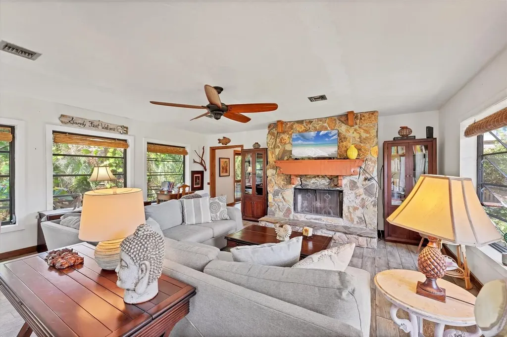 681 Olive Street Englewood FL 34223