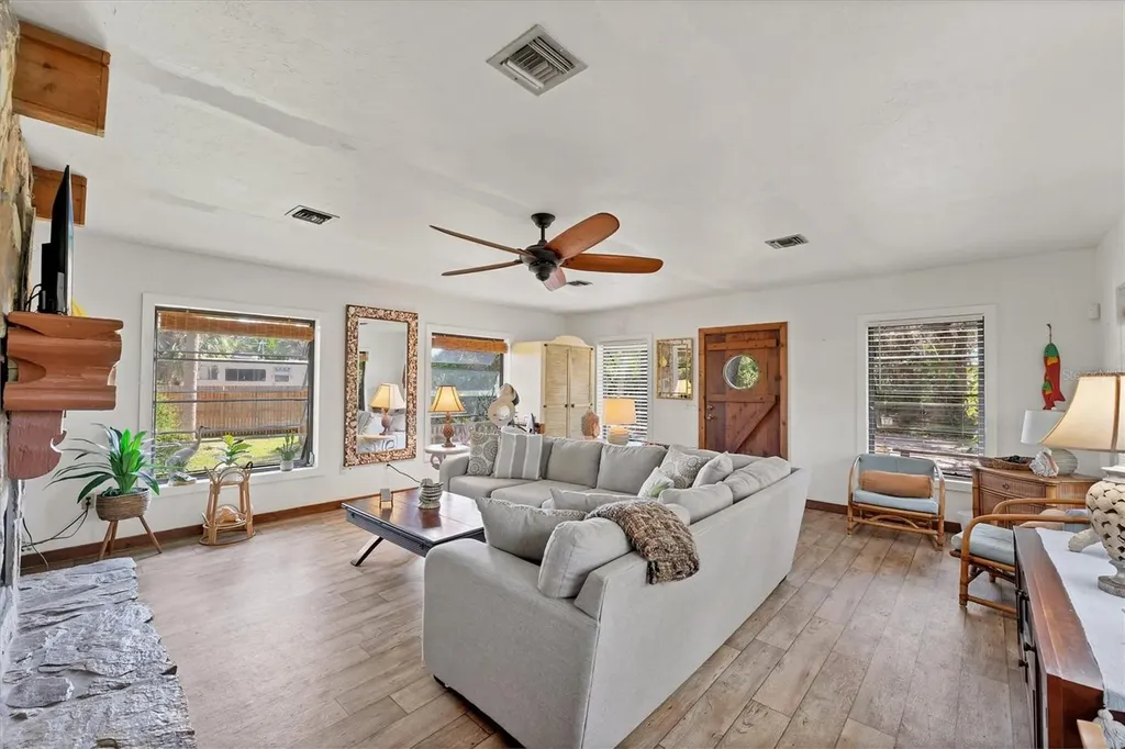 681 Olive Street Englewood FL 34223