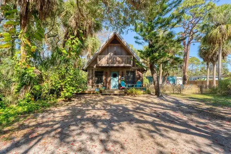 681 Olive Street Englewood FL 34223