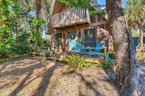 681 Olive Street Englewood FL 34223