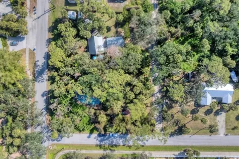 681 Olive Street Englewood FL 34223