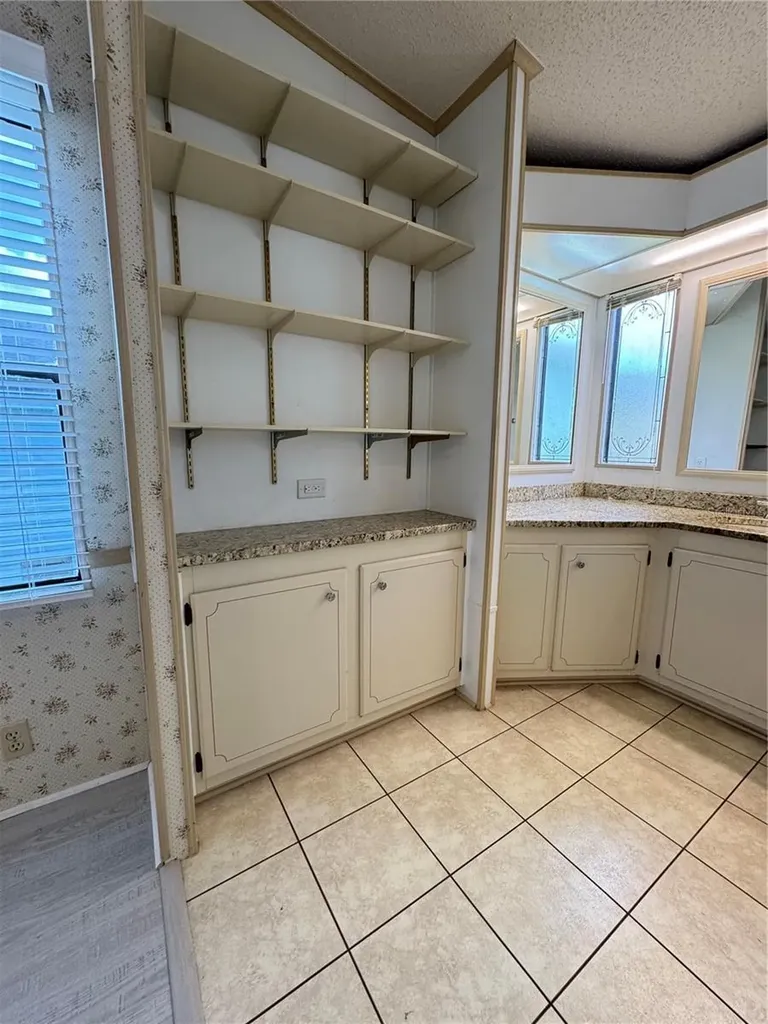 25100 Pine Hill Leesburg FL 34748