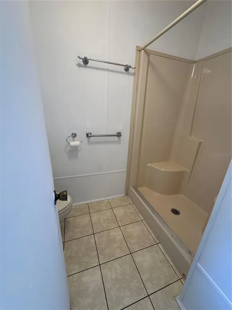 25100 Pine Hill Leesburg FL 34748