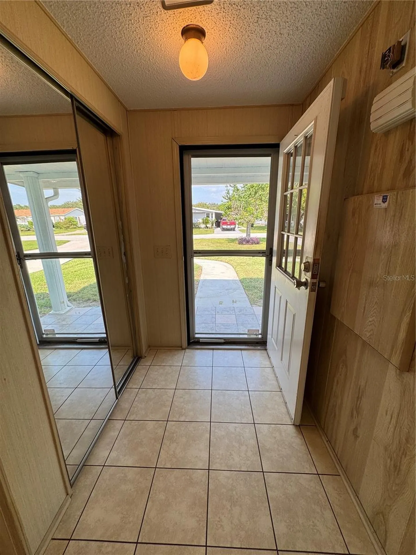25100 Pine Hill Leesburg FL 34748