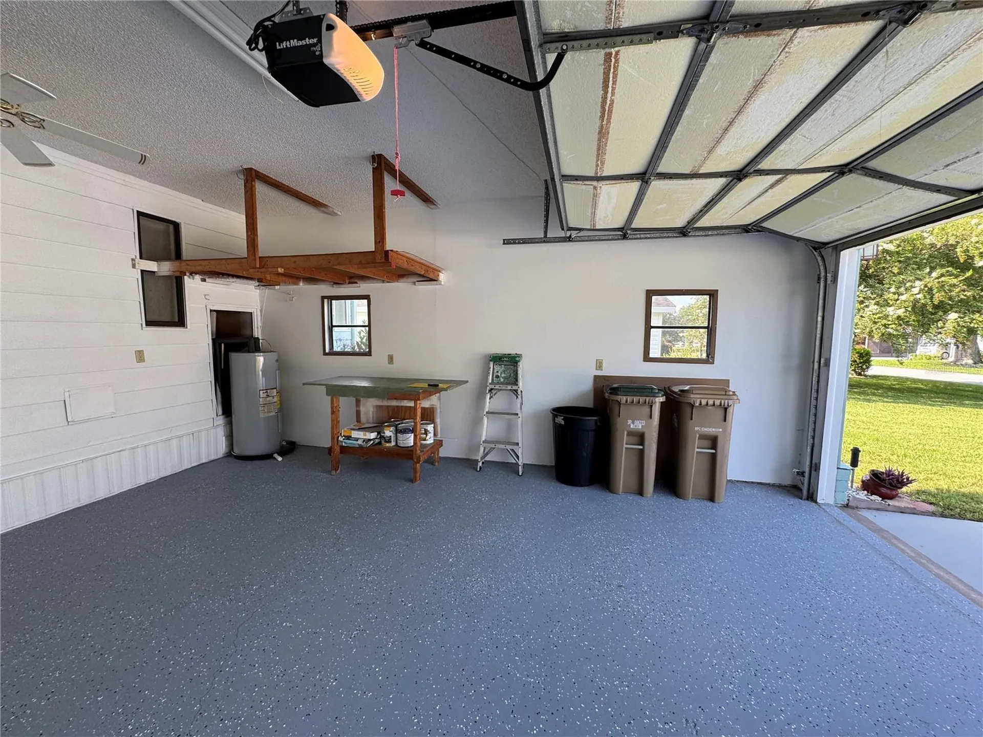 25100 Pine Hill Leesburg FL 34748