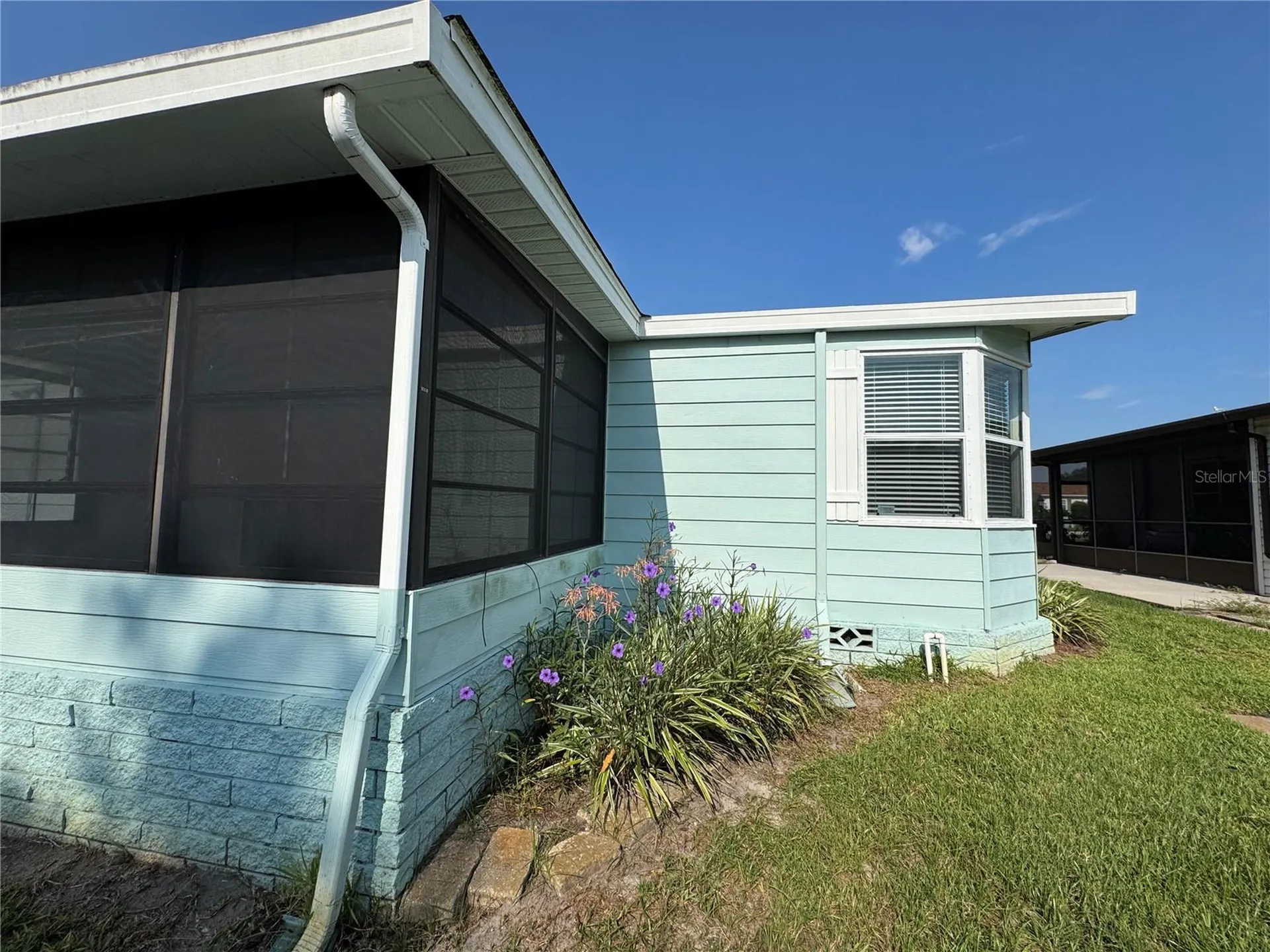 25100 Pine Hill Leesburg FL 34748
