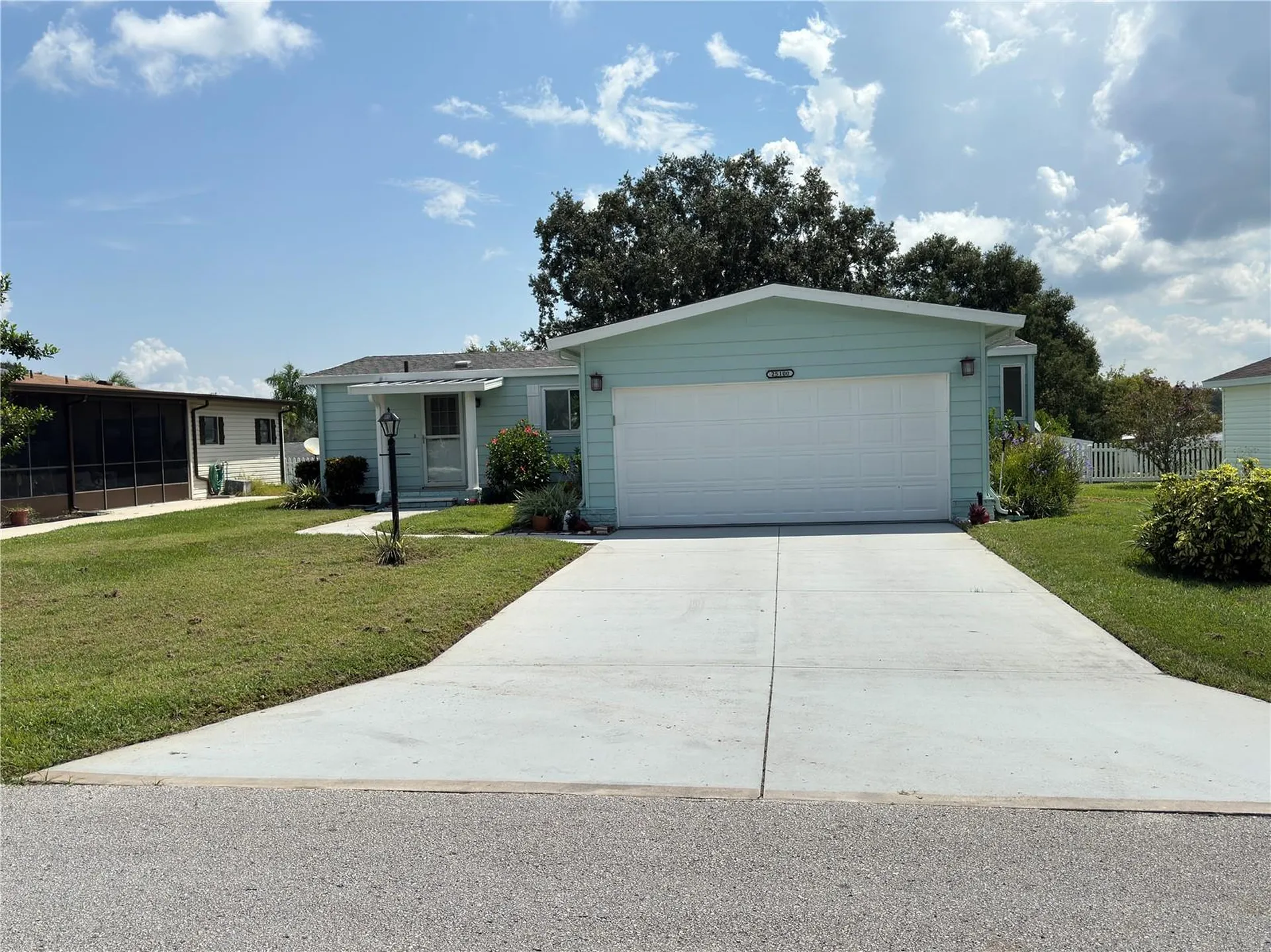 25100 Pine Hill Leesburg FL 34748