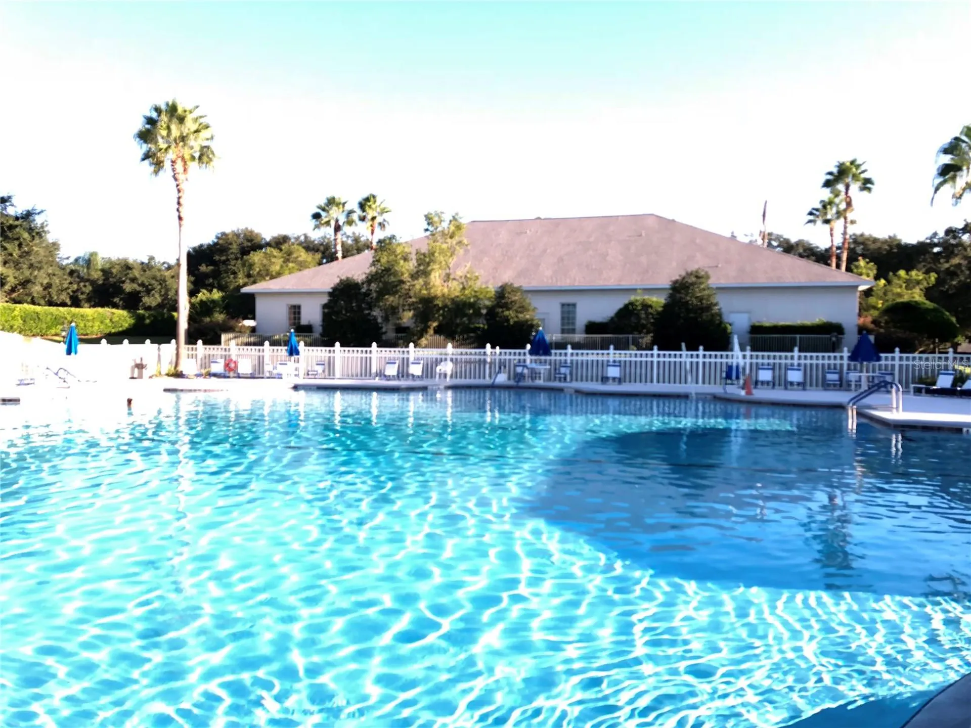 25100 Pine Hill Leesburg FL 34748