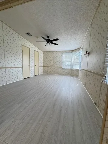 25100 Pine Hill Leesburg FL 34748