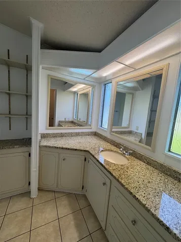 25100 Pine Hill Leesburg FL 34748