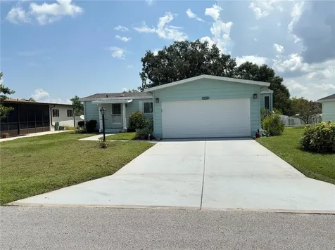 25100 Pine Hill Leesburg FL 34748
