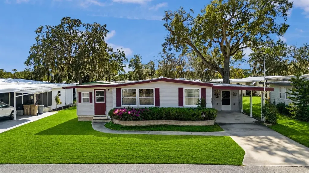 512 Palo Verde Drive Leesburg FL 34748