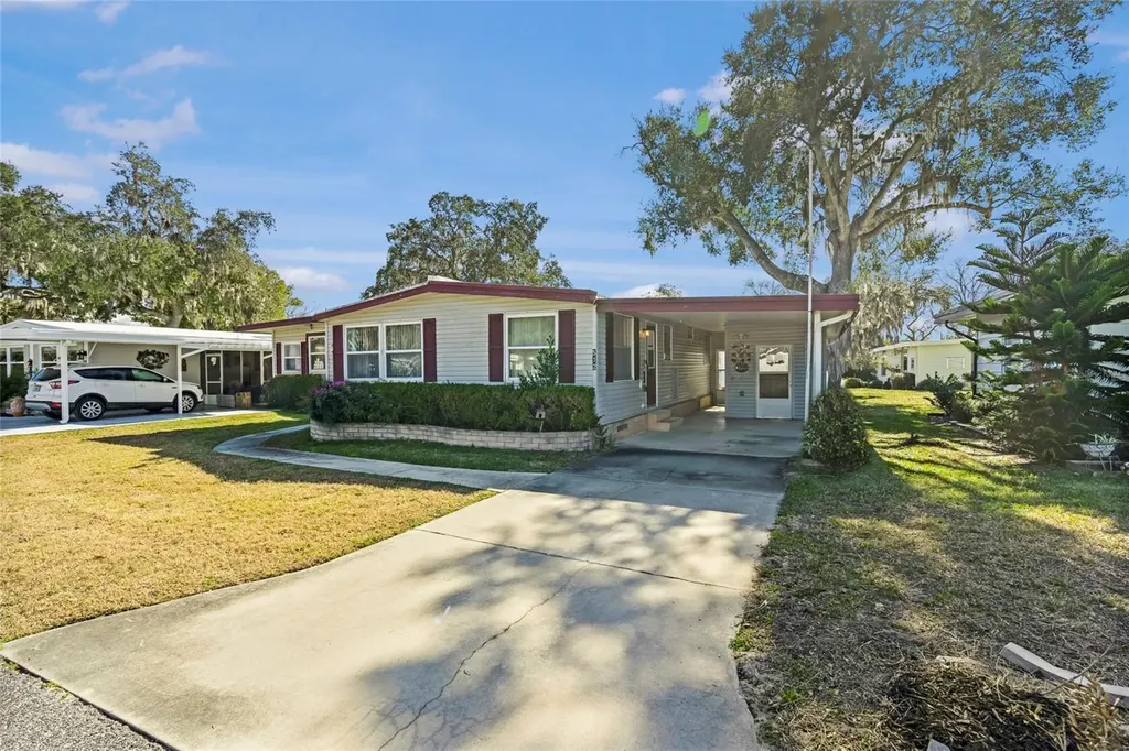512 Palo Verde Drive Leesburg FL 34748