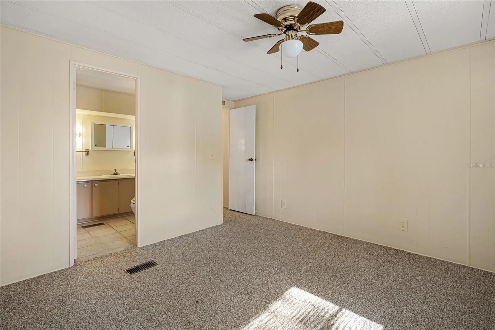 512 Palo Verde Drive Leesburg FL 34748