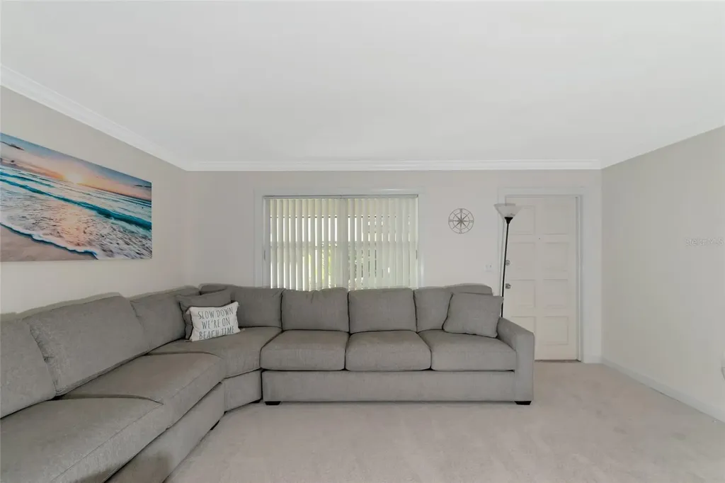 3225 Ramblewood Drive Sarasota FL 34237