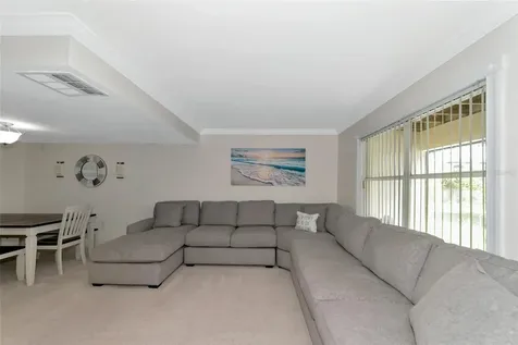 3225 Ramblewood Drive Sarasota FL 34237
