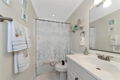3225 Ramblewood Drive Sarasota FL 34237