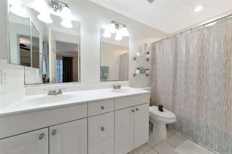 3225 Ramblewood Drive Sarasota FL 34237