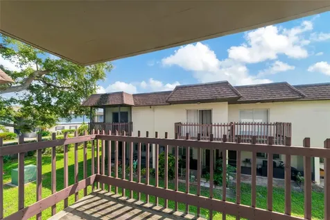 3225 Ramblewood Drive Sarasota FL 34237