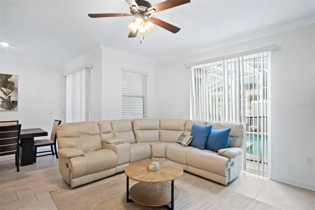 1042 Splash Shot Place Davenport FL 33896