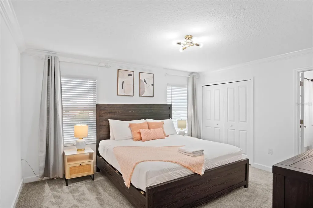 1042 Splash Shot Place Davenport FL 33896