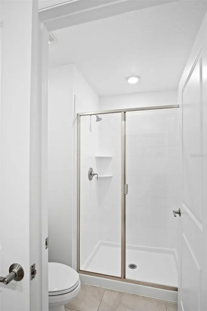 1042 Splash Shot Place Davenport FL 33896