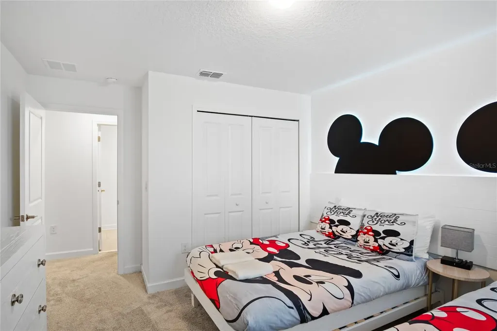 1042 Splash Shot Place Davenport FL 33896