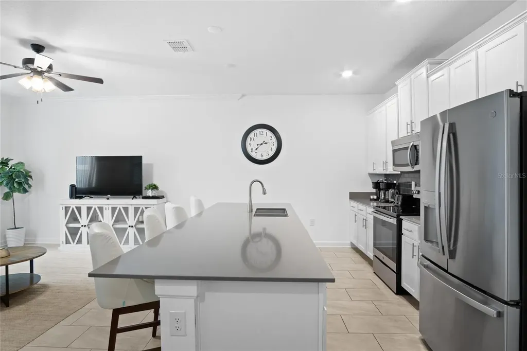 1042 Splash Shot Place Davenport FL 33896