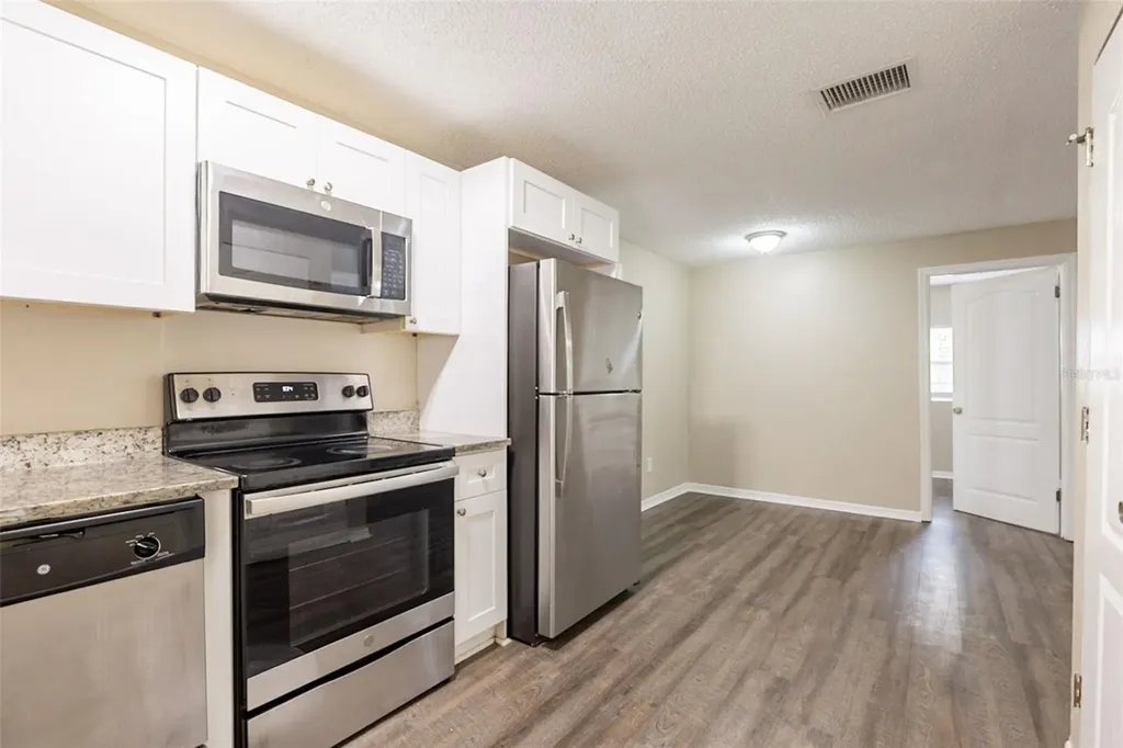 2115 E Ellicott Street Tampa FL 33610