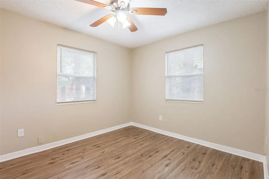2115 E Ellicott Street Tampa FL 33610