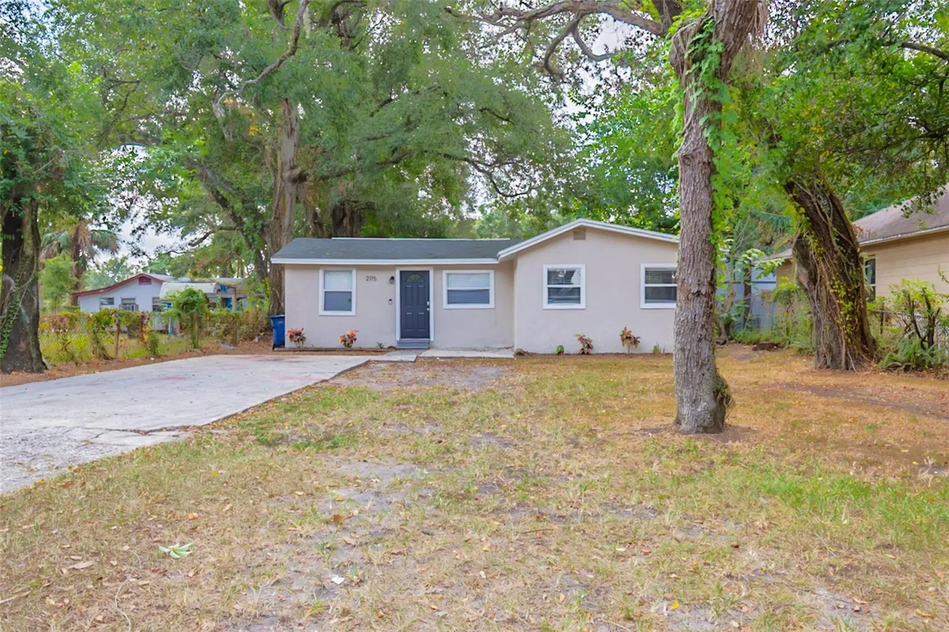 2115 E Ellicott Street Tampa FL 33610