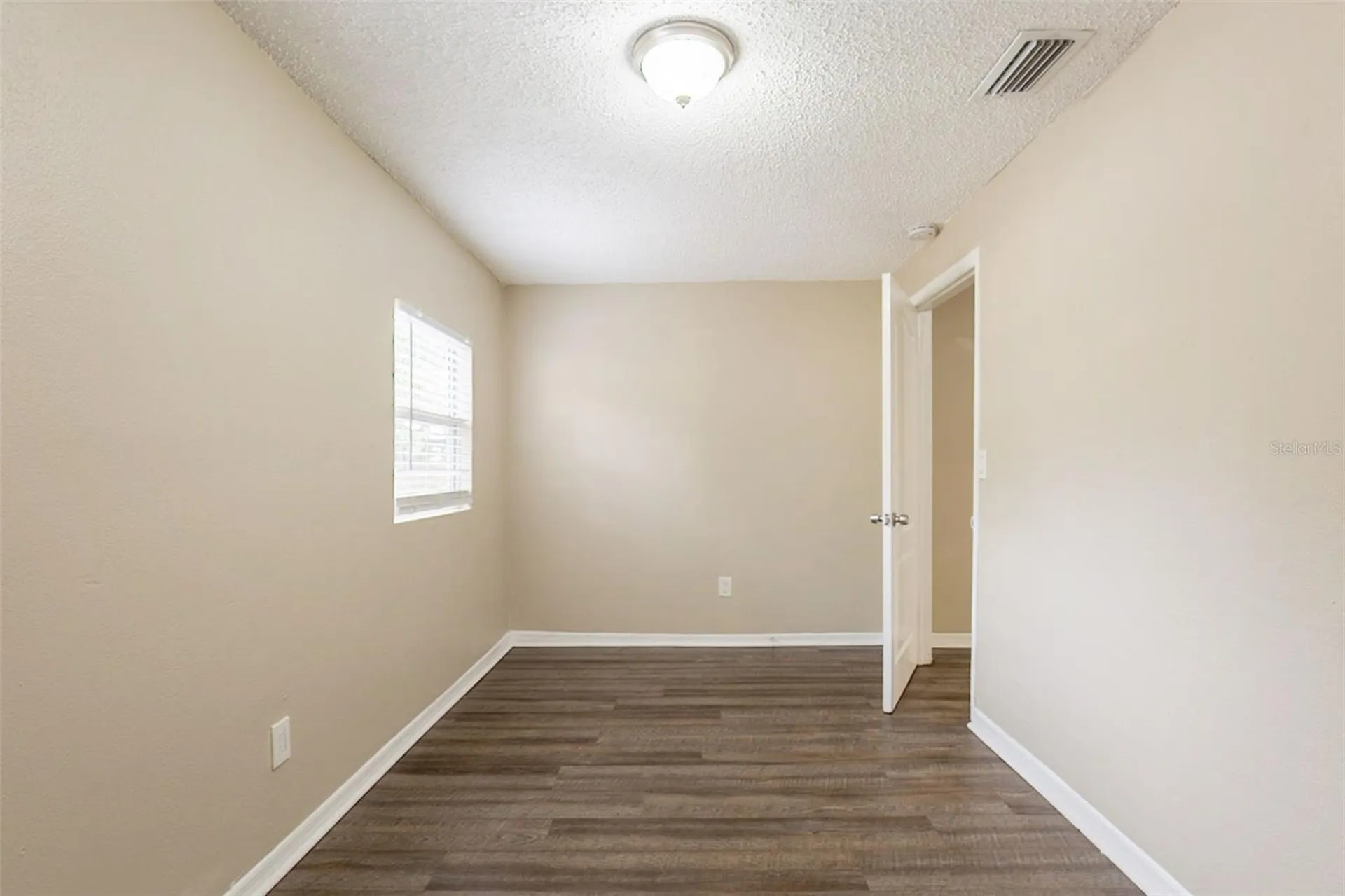 2115 E Ellicott Street Tampa FL 33610
